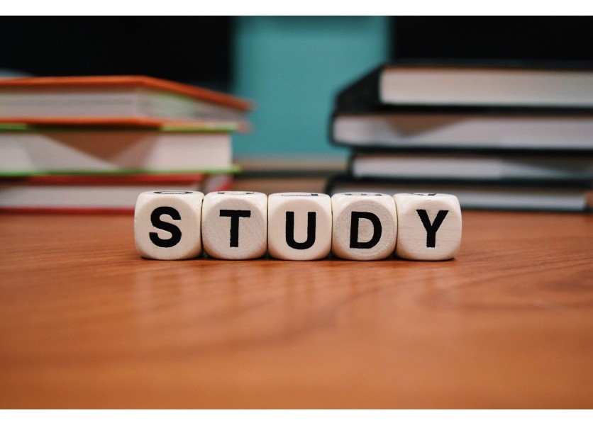 Koronakríza bola pre školstvo výzva aj príležitosť, zhodli sa ministri SR a ČR