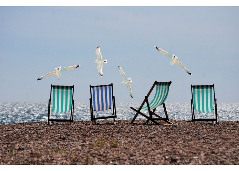 MŠVVaŠ: Nárok na rekreačné poukazy majú zamestnanci 228 ZŠ a SŠ