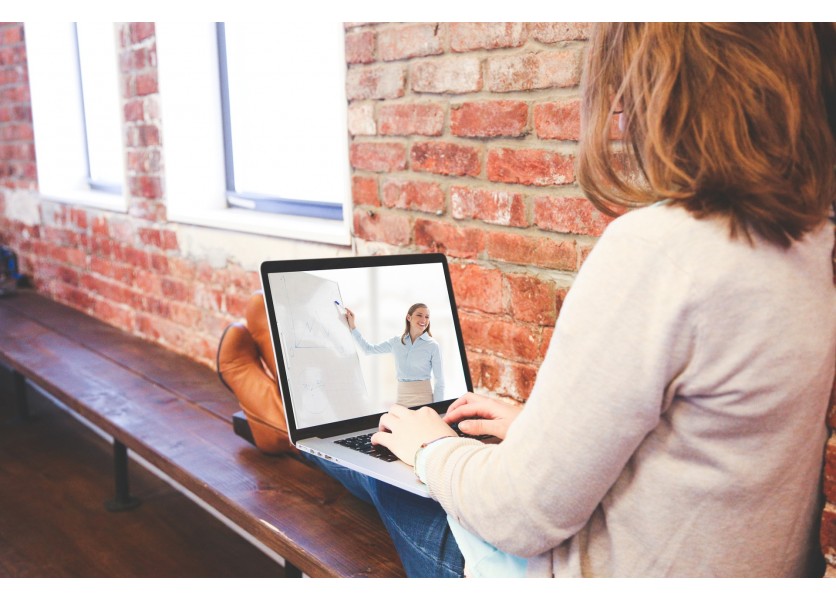 Aprílové témy bezplatných webinárov