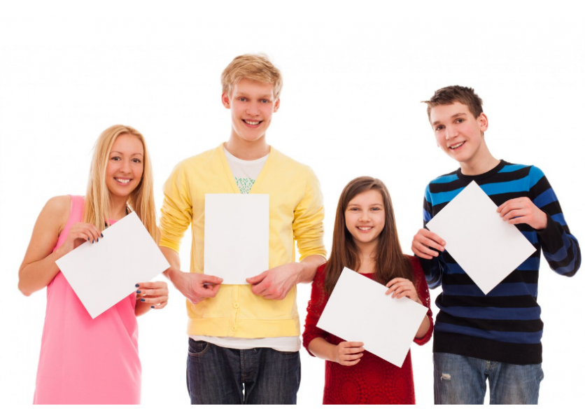 Žiaci základných a stredných škôl si prevezmú polročné hodnotenie