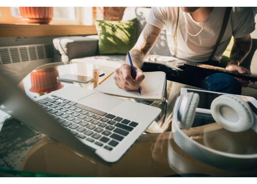 Nová príležitosť na bezplatné online vzdelávania pre pedagógov