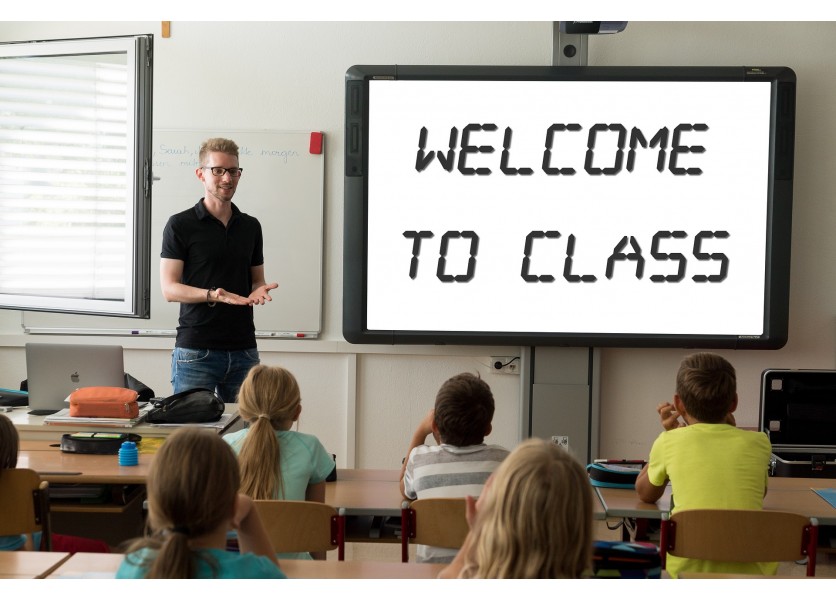 Gröhling stále pracuje s tým, že deti sa majú vrátiť do škôl 30. 11. Gröhling stále pracuje s tým, že deti sa majú vrátiť do škôl 30. 11.