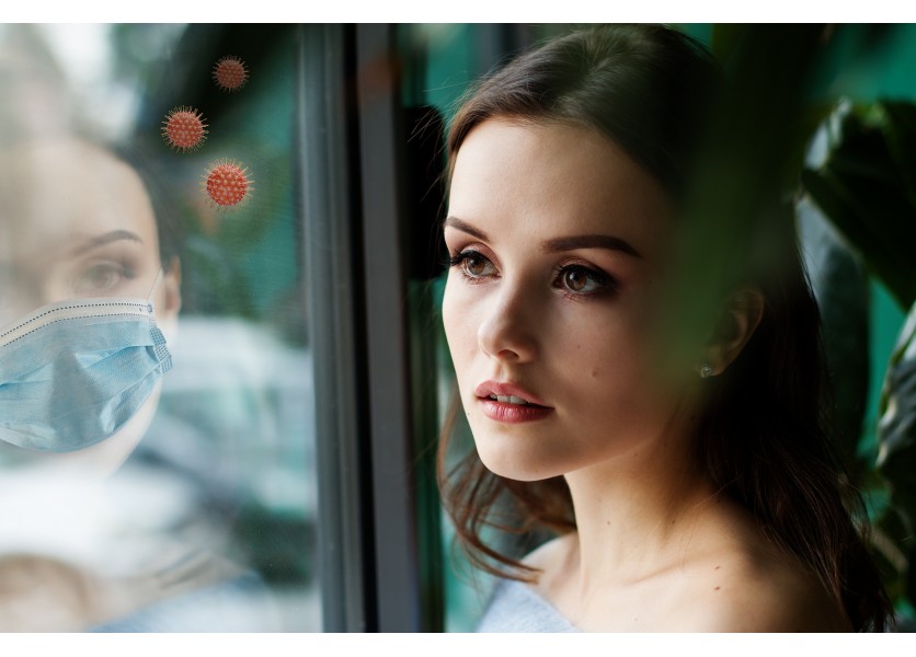 Očkovanie je prípravou na čipovanie ľudí, myslí si vyše tridsať percent učiteľov