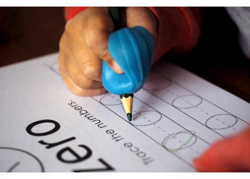 Analýza odhalila ďalšie problémy školstva. Žiaci majú problémy s písaním