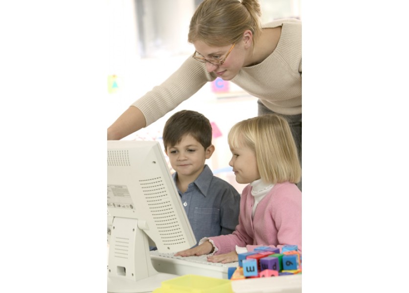 Angličtina v školách by mala byť od septembra 2011 povinná