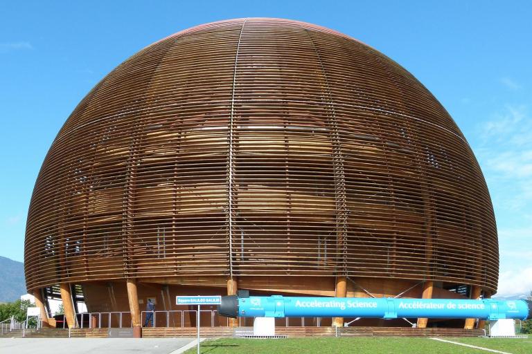 Fyzikári zo základných a stredných škôl môžu ísť na študijný pobyt do švajčiarskeho CERN-u